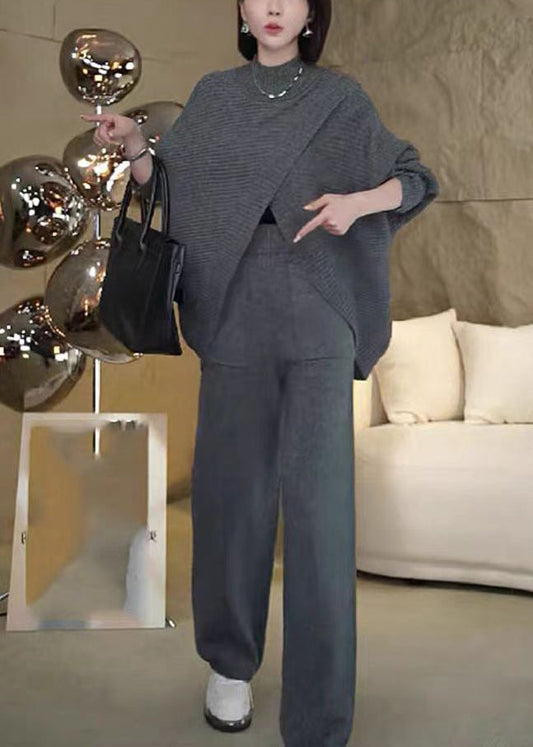 Classic Vintage Sweater with a Flattering Fit
