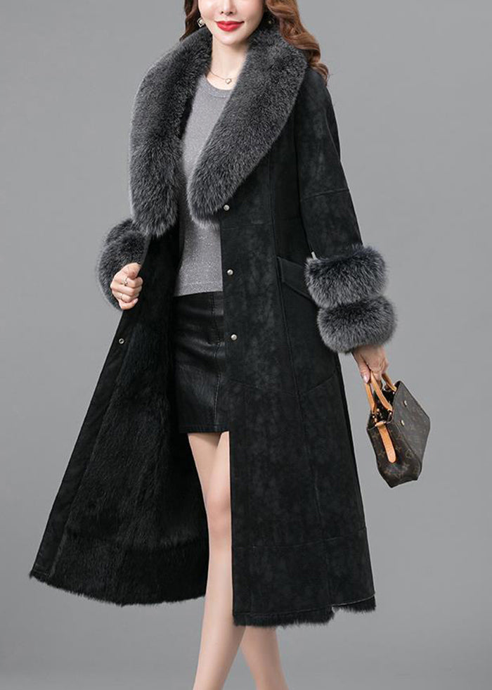 Classic Vintage & Enduringly Stylish Coat