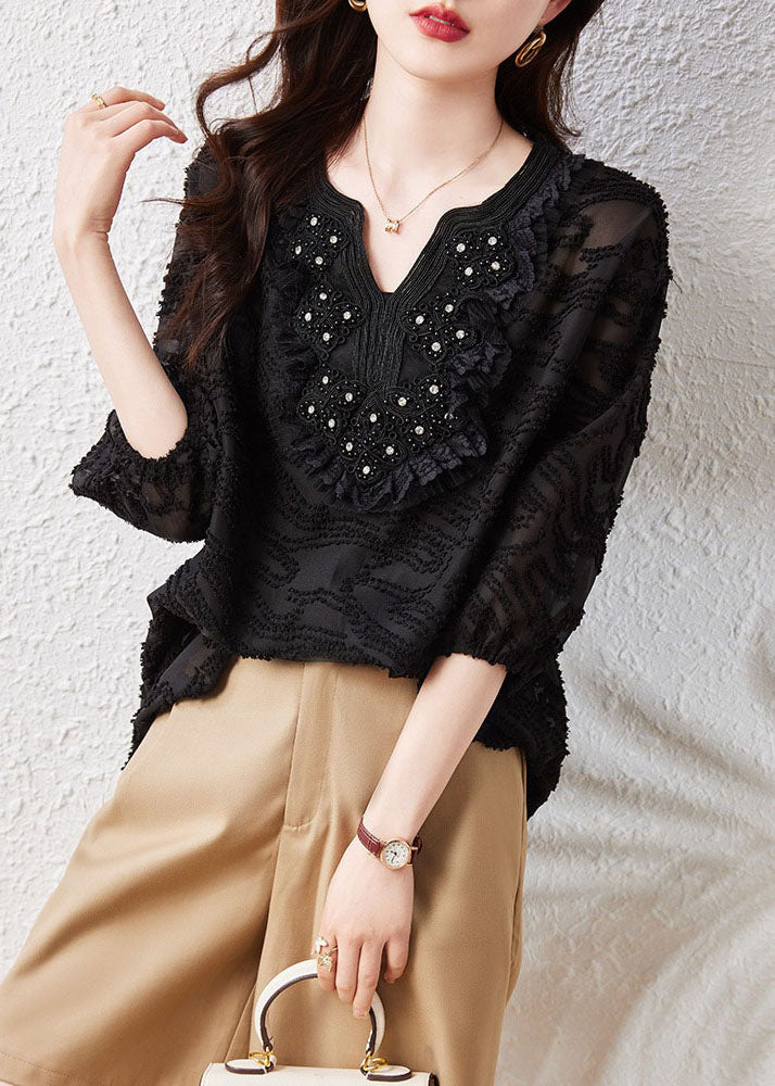 Well Tailored Shirt with a Graceful Silhouette