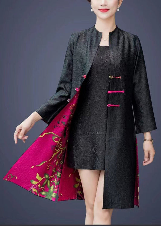 Well Tailored Coat with a Graceful Silhouette