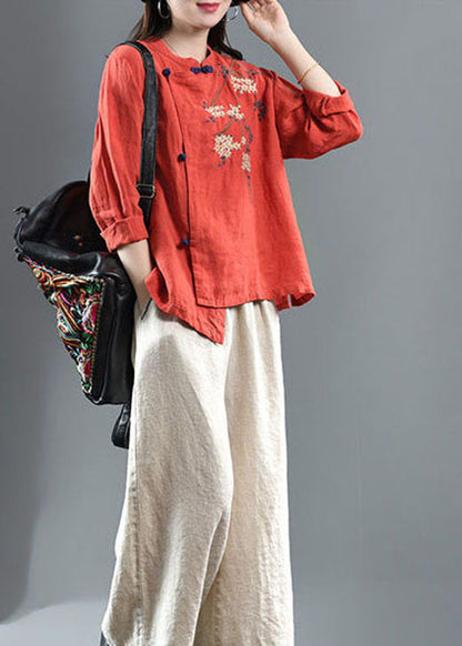 Effortlessly Elegant Top with a Timeless Design