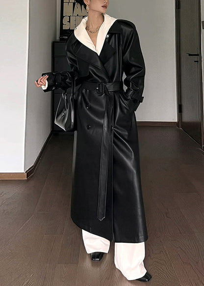Well Tailored Coat with a Graceful Silhouette