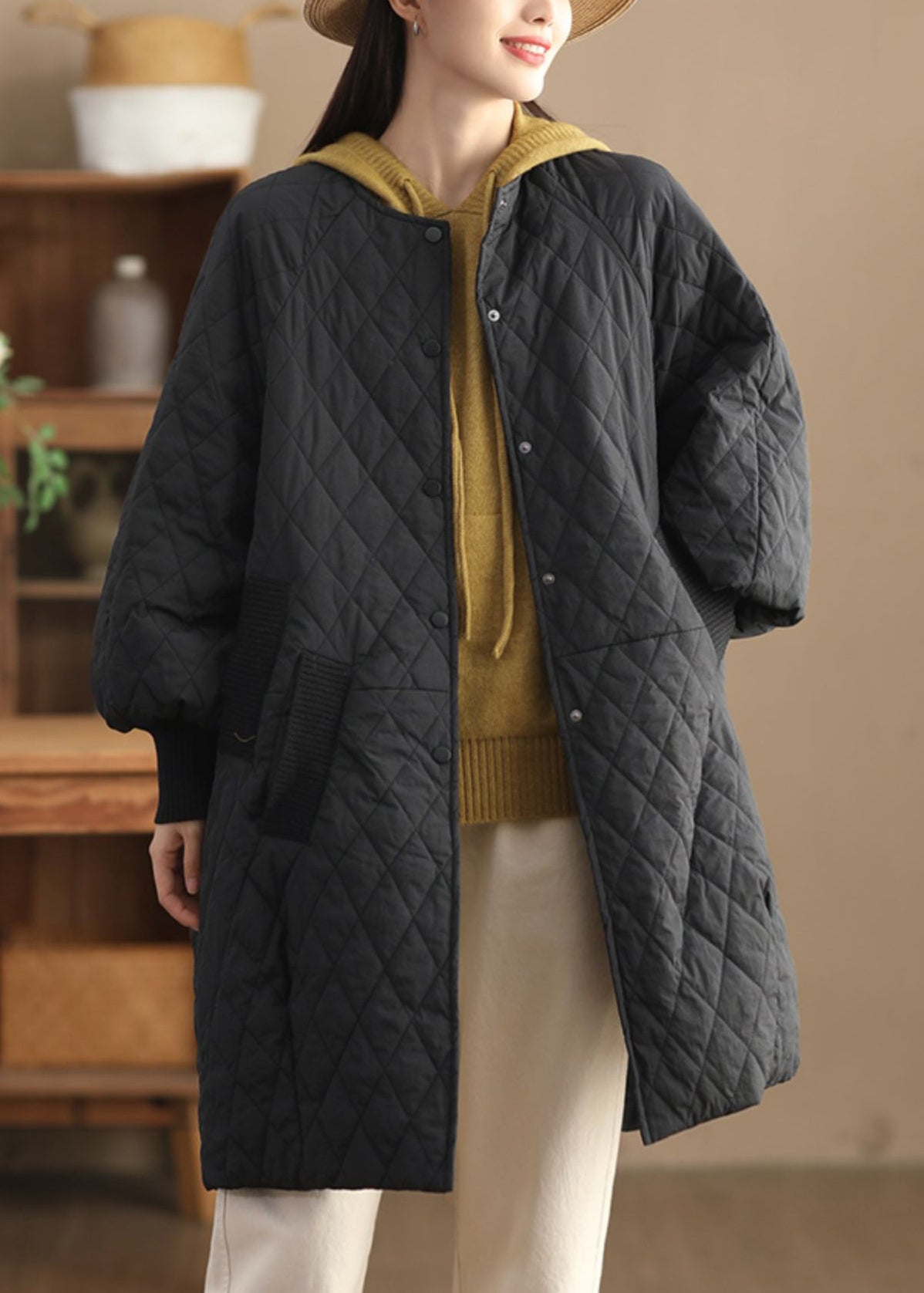 Well Tailored Coat with a Graceful Silhouette