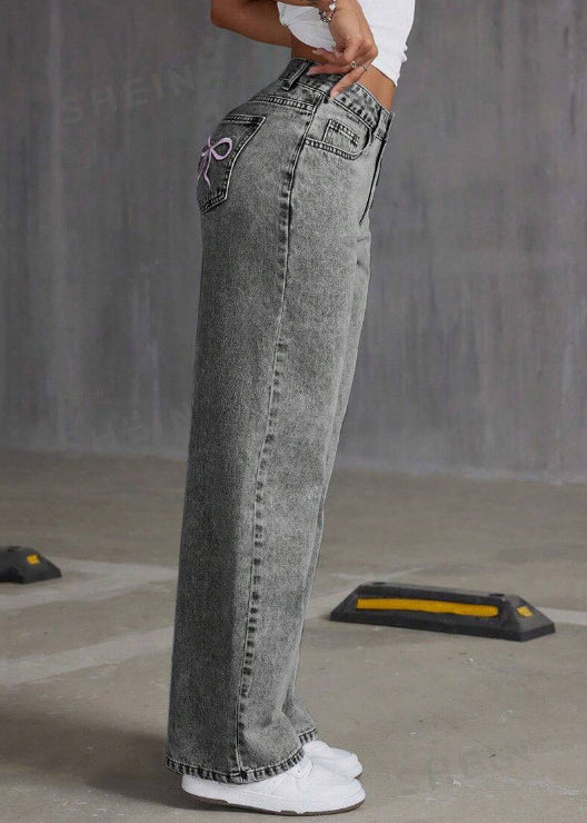 Elegantly Styled Pants for Everyday Wear