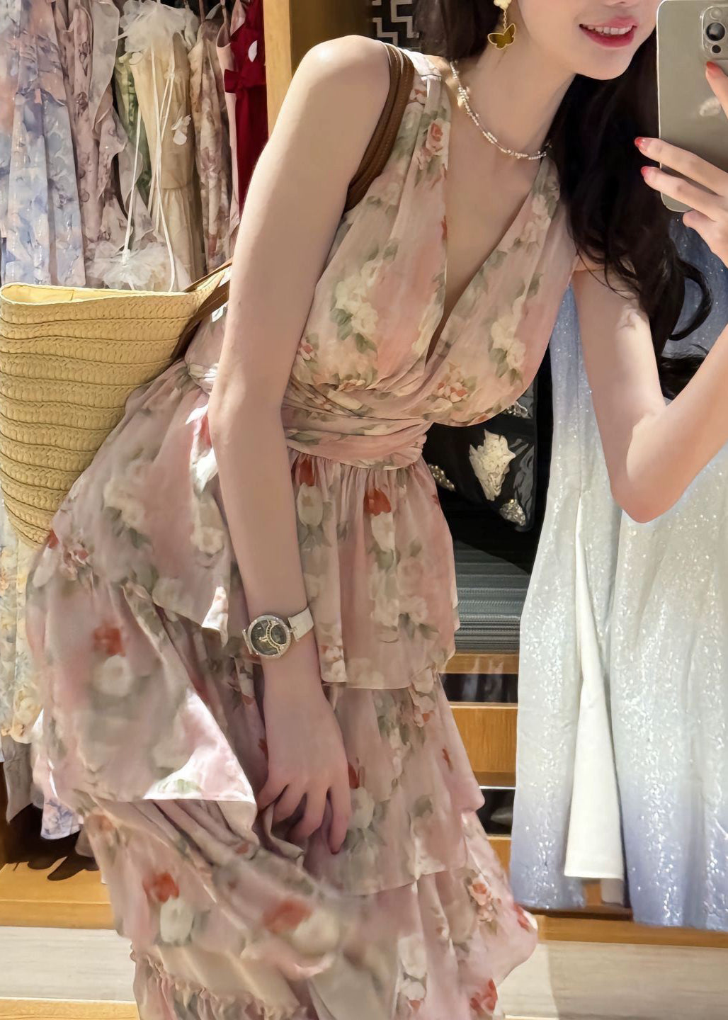 Beautifully Crafted Dress in a Classic Style