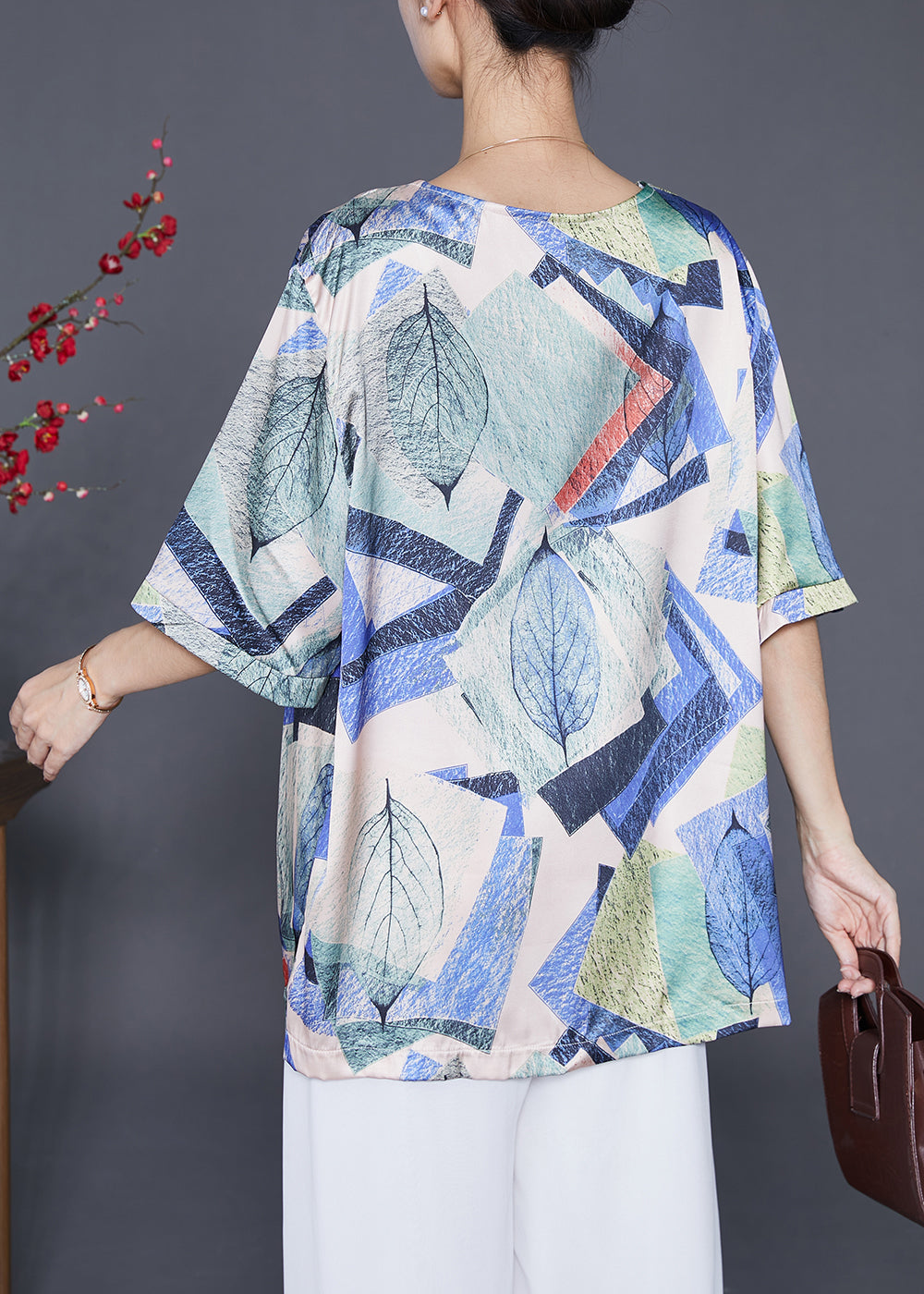 Beautifully Finished Shirt in a Timeless Design