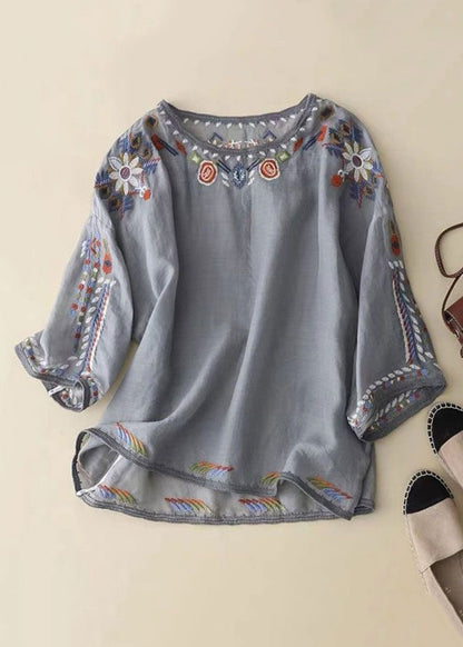 Well Tailored Shirt with a Graceful Silhouette