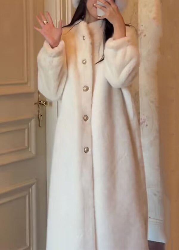 Classic Vintage Coat with a Flattering Fit
