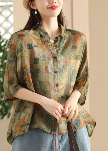 Classic Vintage Shirt with a Flattering Fit