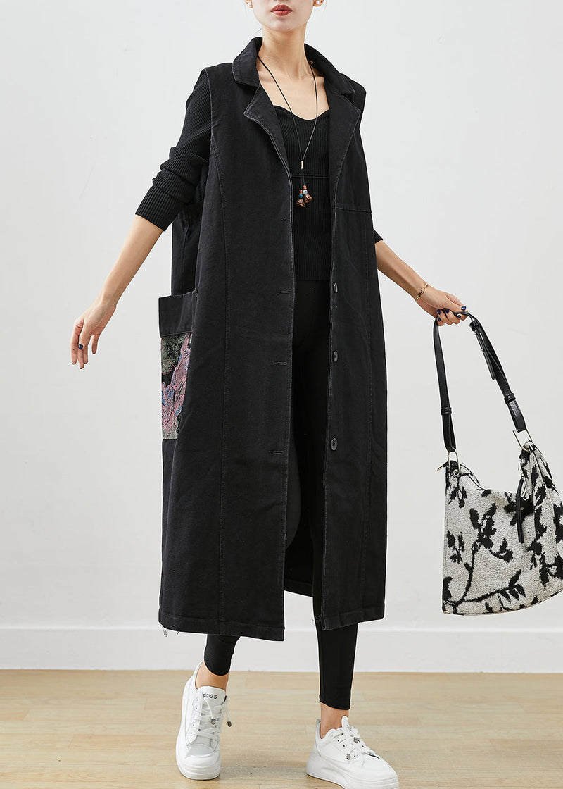 Effortlessly Elegant Garment with a Timeless Design