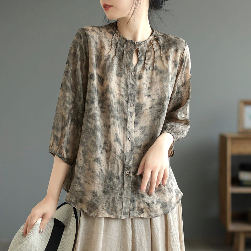 Effortlessly Elegant Blouse with a Timeless Design