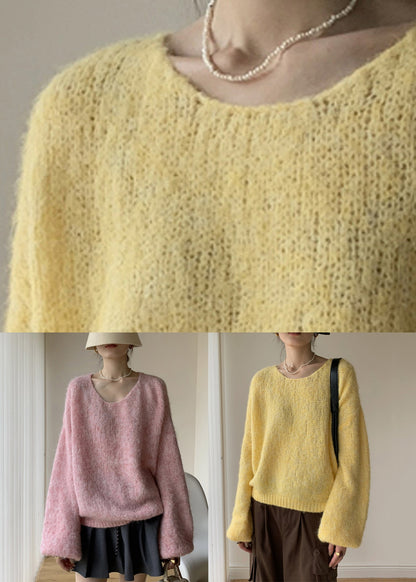 Well Tailored Sweater with a Graceful Silhouette