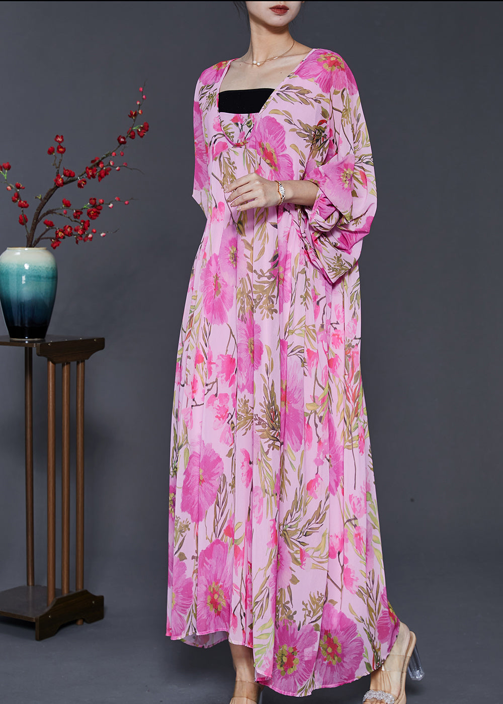 Classic Vintage Dress with a Flattering Fit