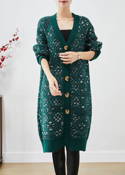 Well Tailored Coat with a Graceful Silhouette