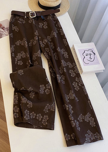 Well Tailored Pants with a Graceful Silhouette