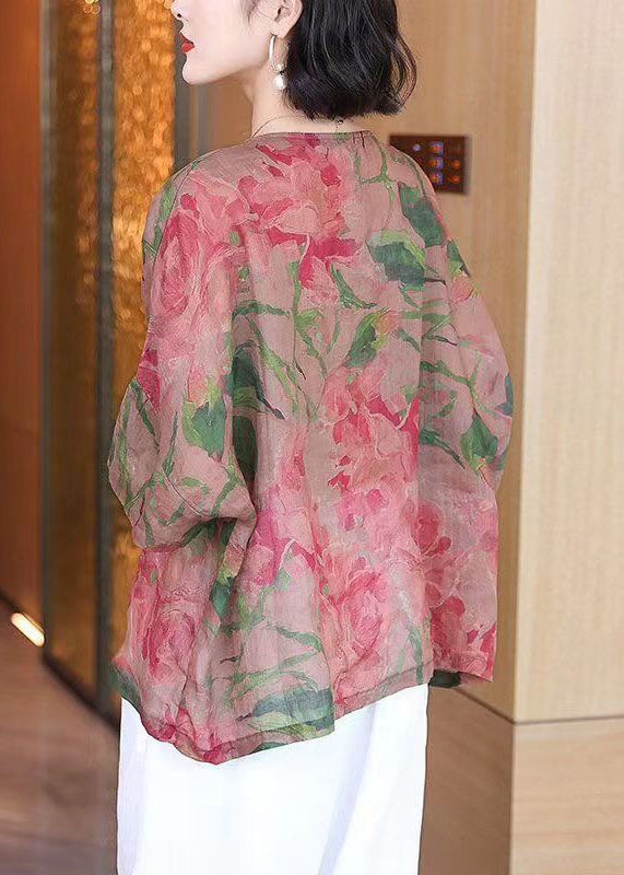 Beautifully Finished Blouse in a Timeless Design