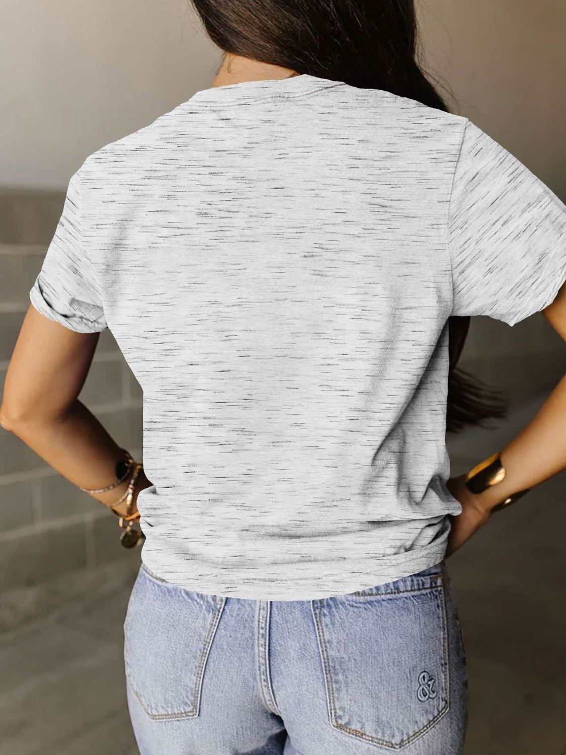 Well Tailored T-Shirt with a Graceful Silhouette