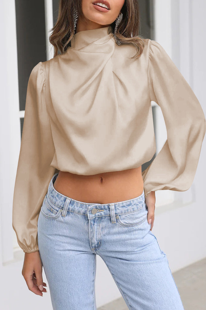 Effortlessly Elegant Top with a Timeless Design
