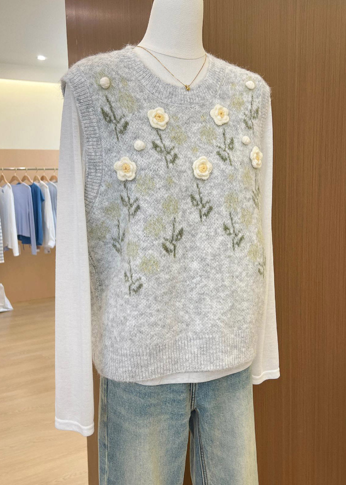 Beautifully Finished Garment in a Timeless Design