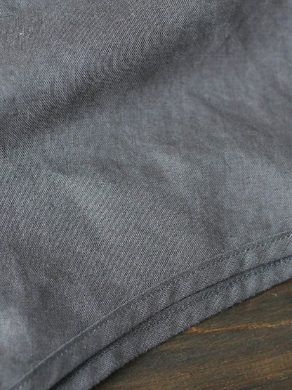 Effortlessly Elegant Pants with a Timeless Design