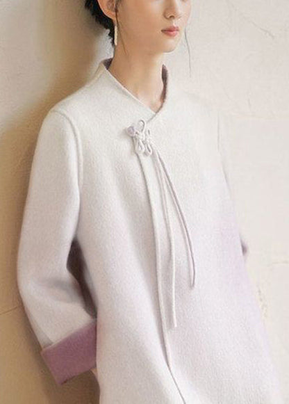 Beautifully Finished Coat in a Timeless Design
