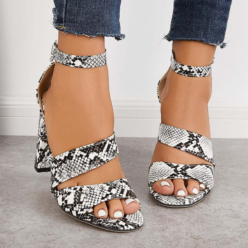 Graceful Orthopedic Sandals for Modern Look