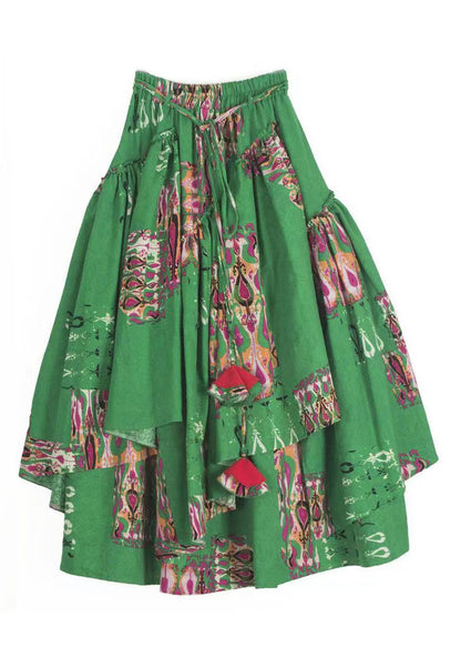 Gracefully Styled Garment for Any Occasion