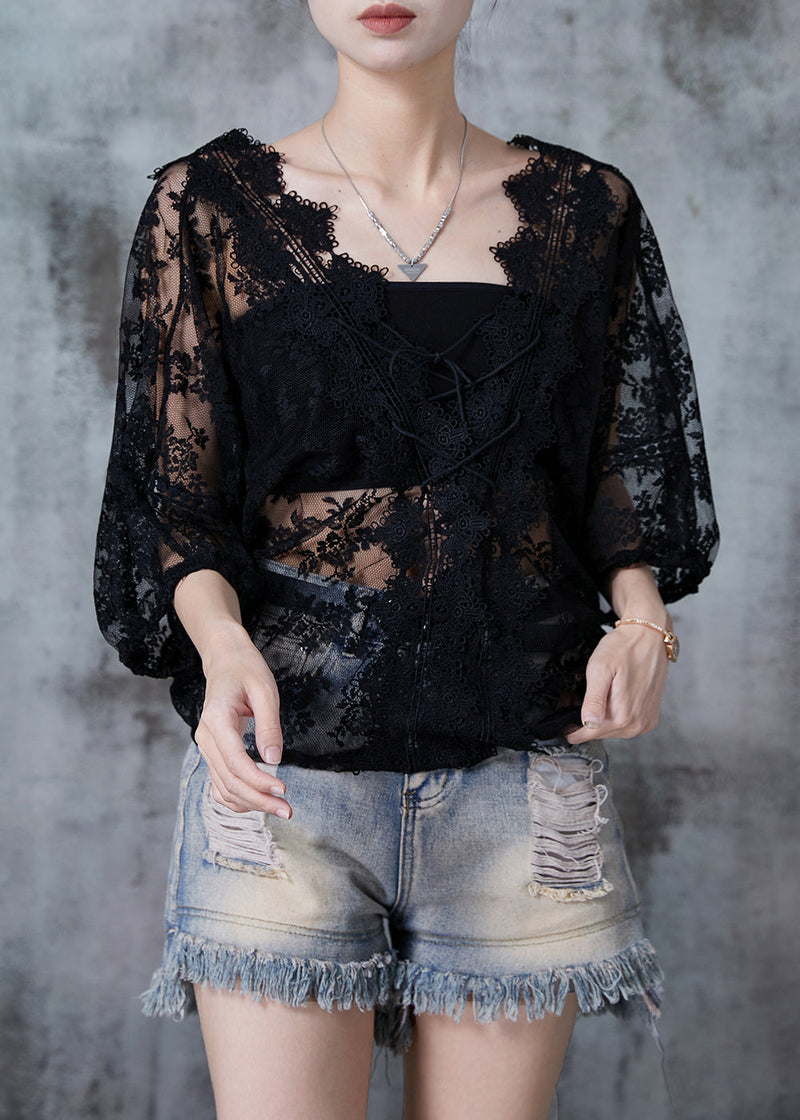 Well Tailored Blouse with a Graceful Silhouette