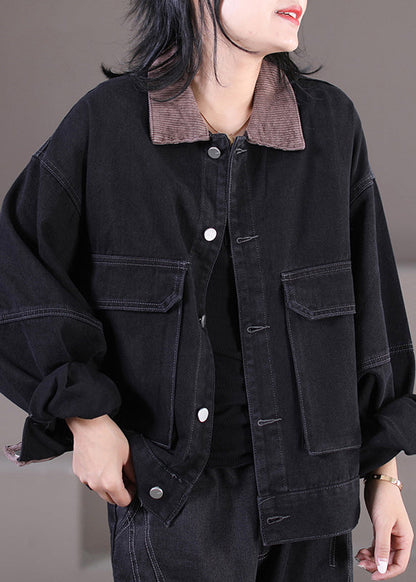 Elegantly Styled Coat for Everyday Wear