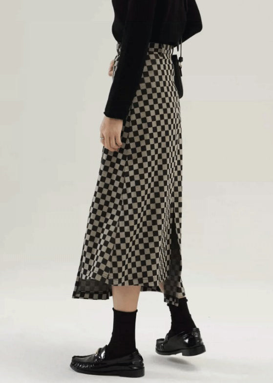 Sophisticated Garment with a Clean Classic Look