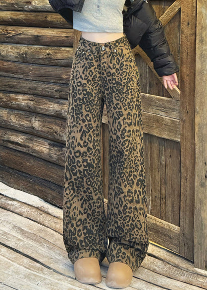 Elegantly Styled Pants for Everyday Wear