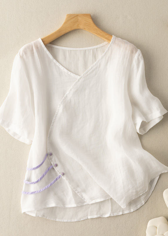 A Vintage Style Shirt with Delicate Timeless Details