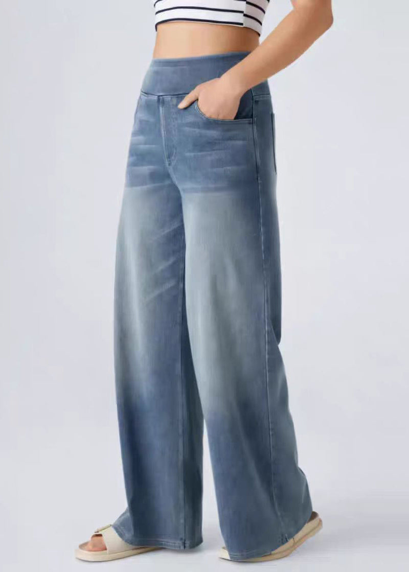 Sophisticated Pants with a Clean Classic Look
