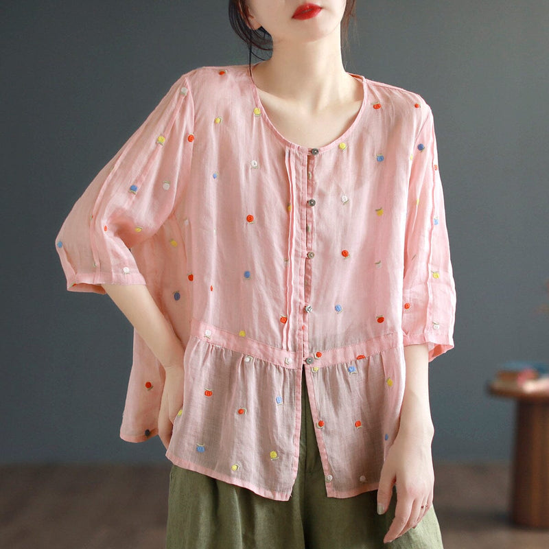 Effortlessly Elegant Blouse with a Timeless Design