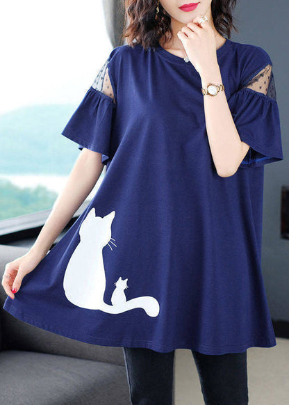 Classic Vintage Shirt with a Flattering Fit