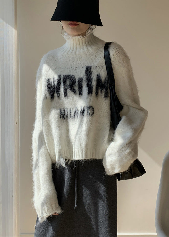 Beautifully Finished Sweater in a Timeless Design