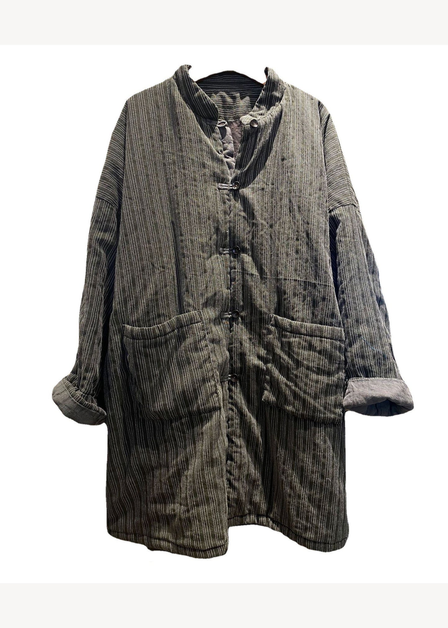 Effortlessly Elegant Coat with a Timeless Design