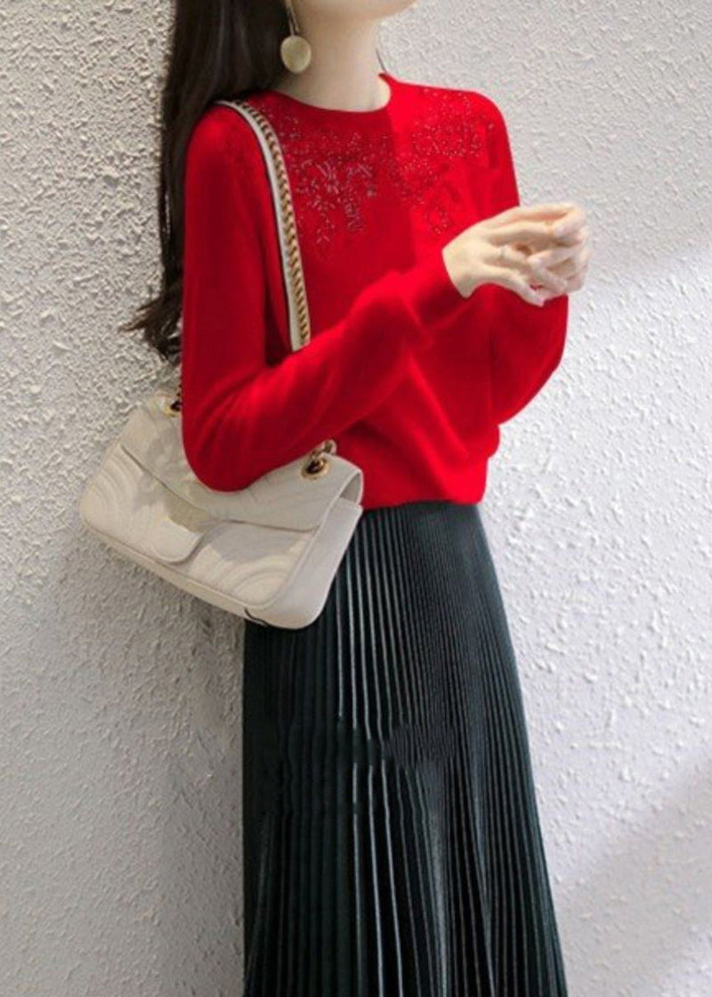 Well Tailored Top with a Graceful Silhouette