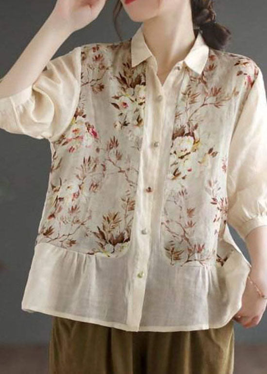 Classic Vintage Blouse with a Flattering Fit