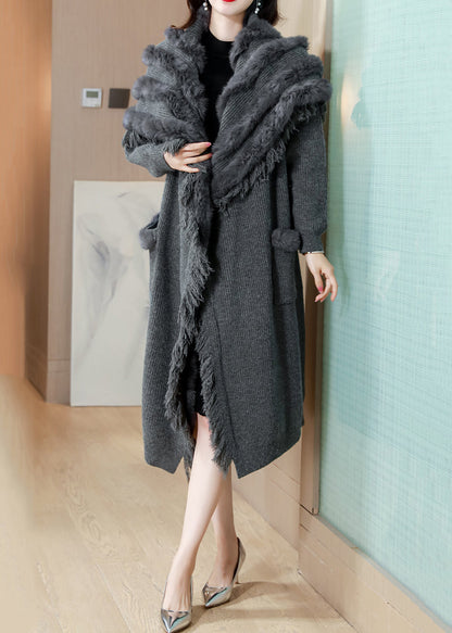 Well Tailored Cardigan with a Graceful Silhouette