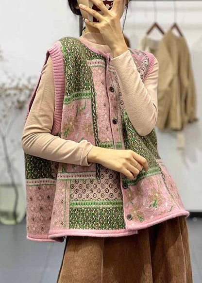 Gracefully Styled Coat for Any Occasion