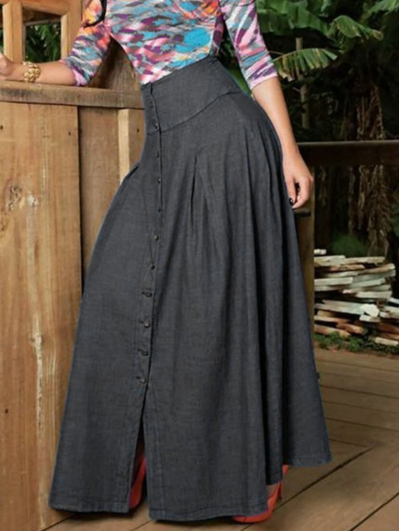 Effortlessly Elegant Garment with a Timeless Design