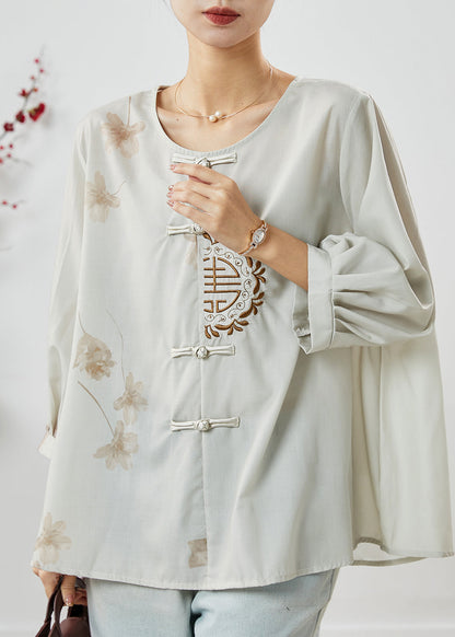 Classic Vintage Top with a Flattering Fit