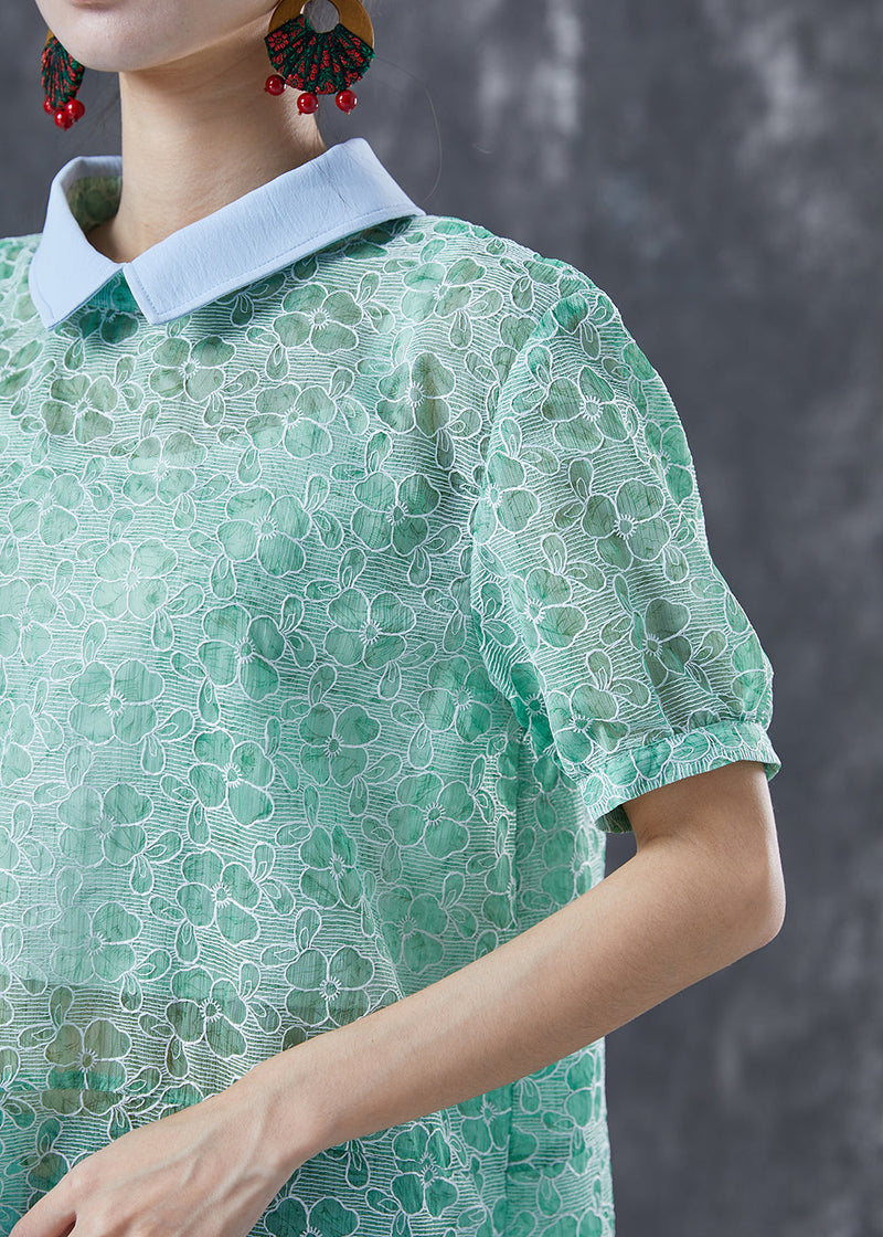 Classic Vintage Top with a Flattering Fit