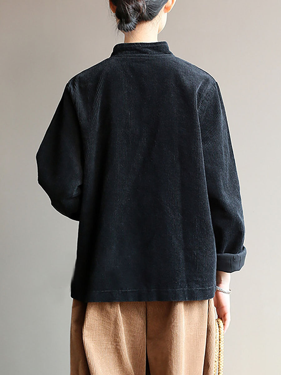 Well Tailored Coat with a Graceful Silhouette