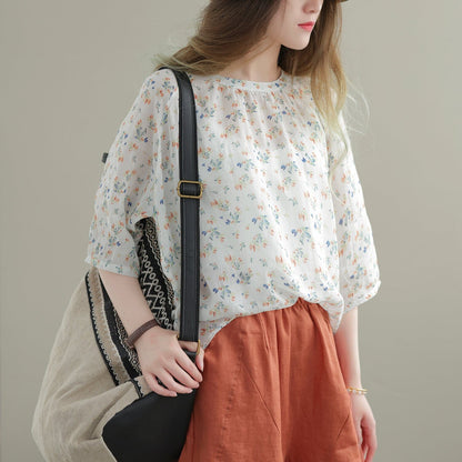 Classic Vintage T-Shirt with a Flattering Fit