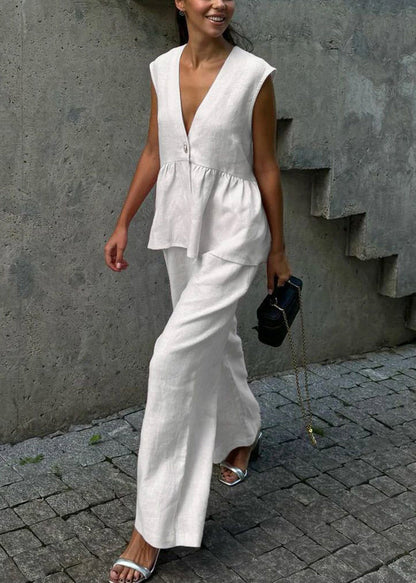 Classic Vintage Pants with a Flattering Fit