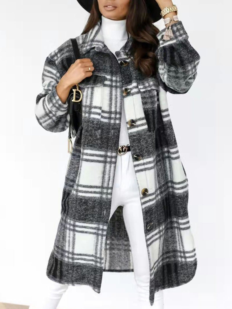 Beautifully Finished Coat in a Timeless Design