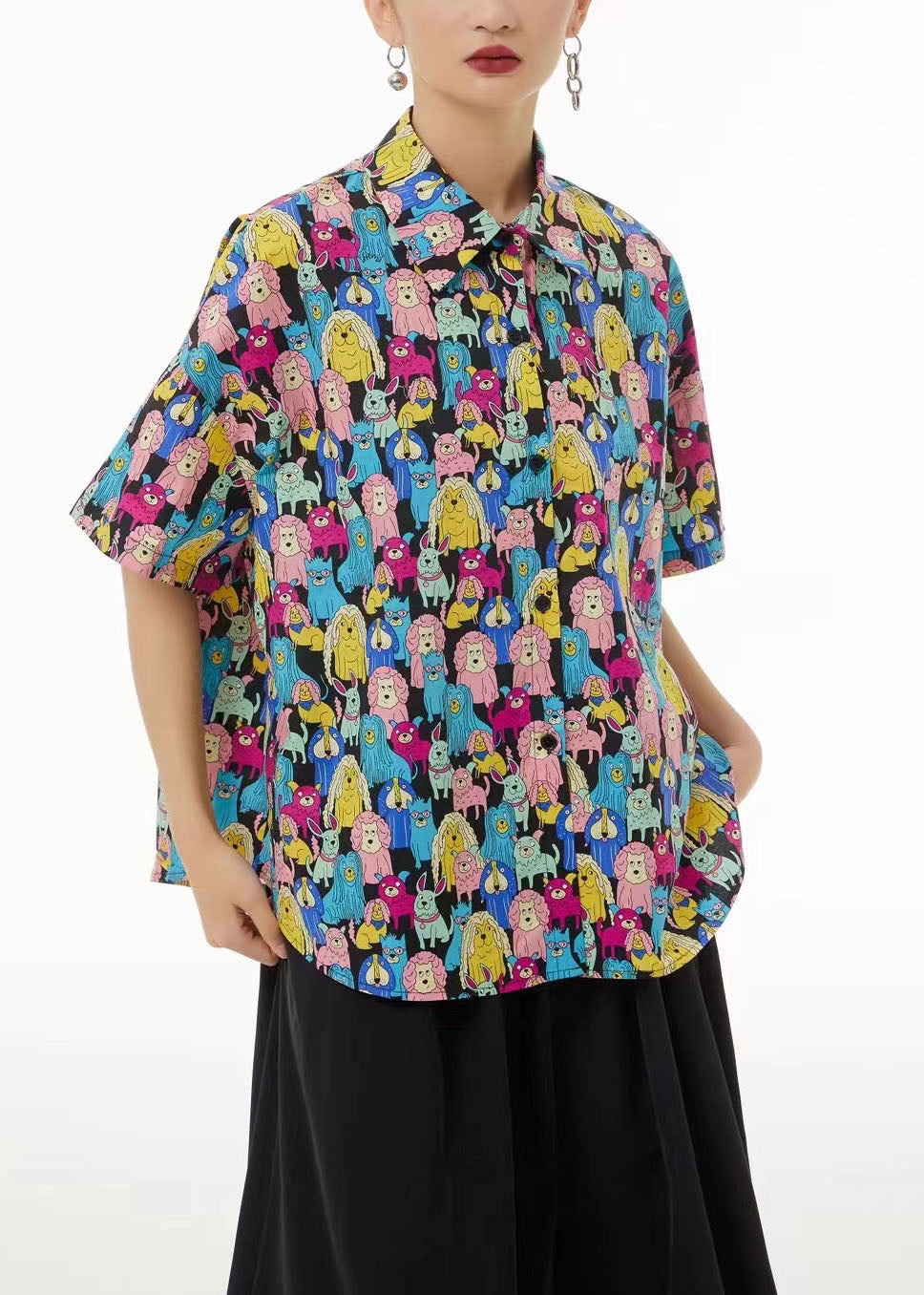 Beautifully Finished Blouse in a Timeless Design