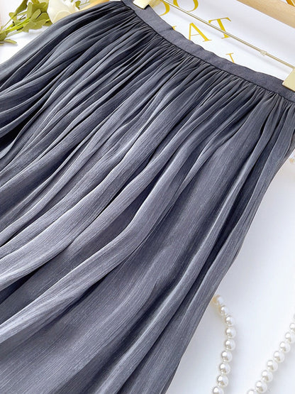 Classic Vintage Garment with a Flattering Fit